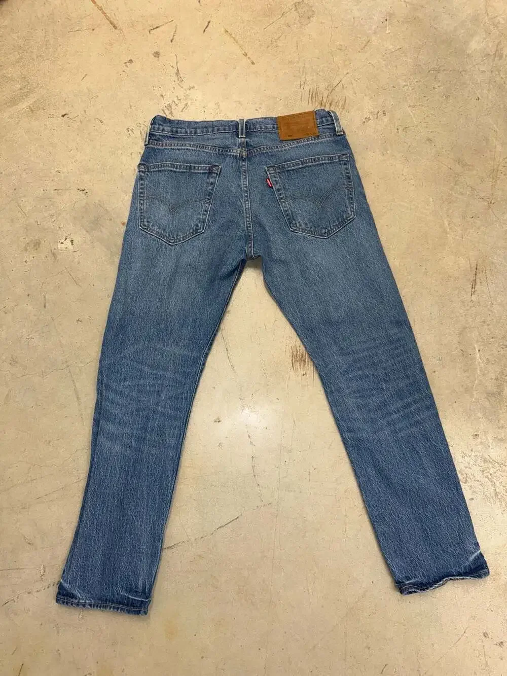 Levi's Premium 502 Taper Fit Men's Jeans W30 L30 Medium Wash